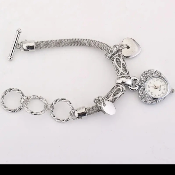 SILVER FASHION WATCH - Picture 2 of 6